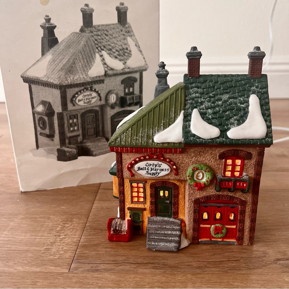 1991 DEPT 56 Heritage Village North Pole Series ORLY'S BELL & HARNESS SUPPLY NIB